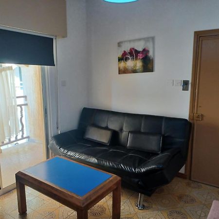 Terpsichore Holiday Apts Limassol Extérieur photo