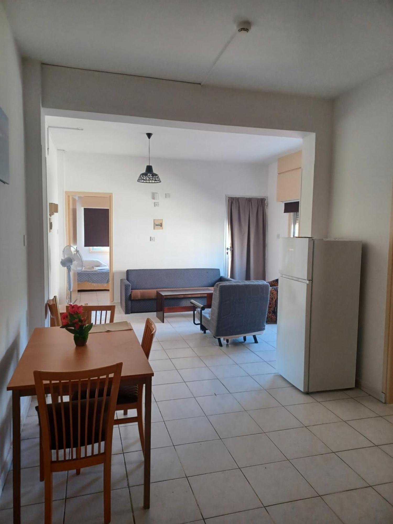 Terpsichore Holiday Apts Limassol Extérieur photo