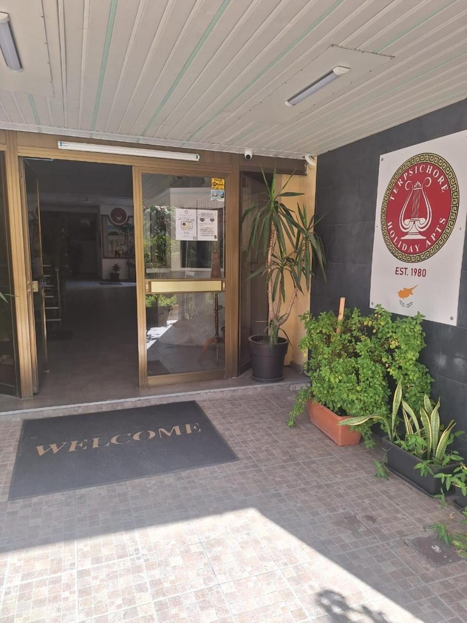 Terpsichore Holiday Apts Limassol Extérieur photo