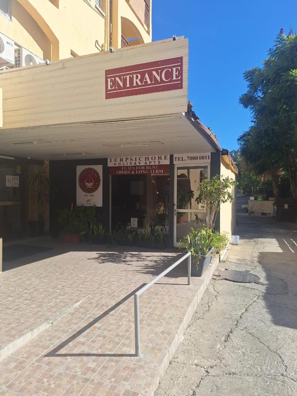 Terpsichore Holiday Apts Limassol Extérieur photo