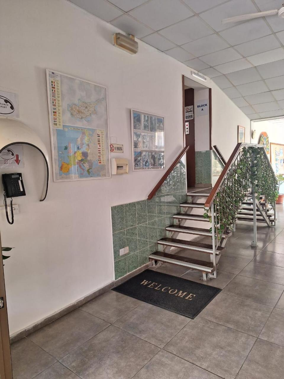Terpsichore Holiday Apts Limassol Extérieur photo