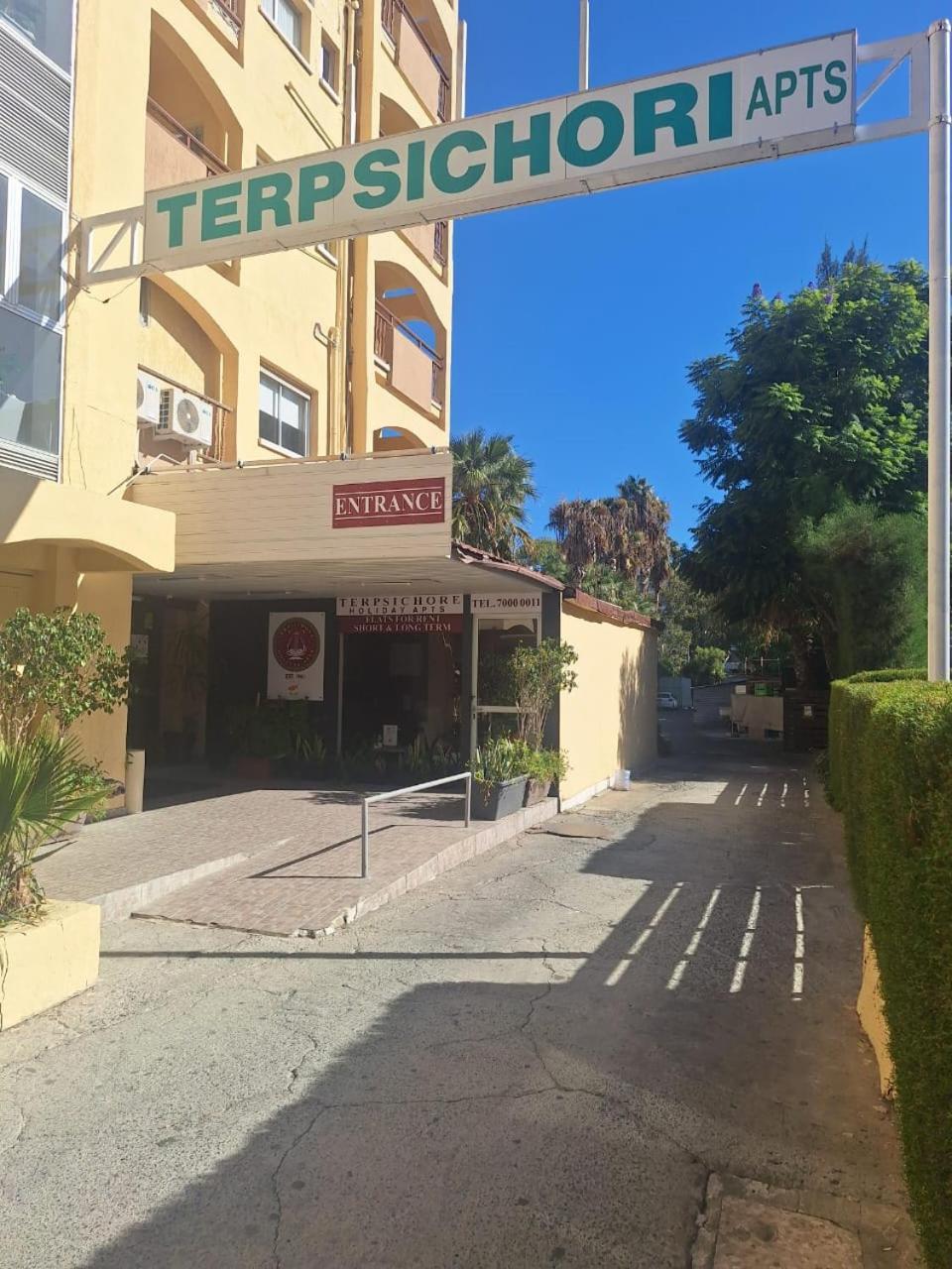Terpsichore Holiday Apts Limassol Extérieur photo