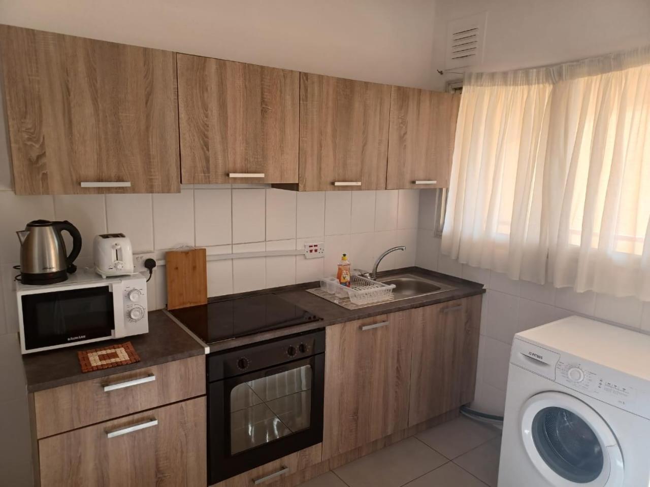 Terpsichore Holiday Apts Limassol Extérieur photo