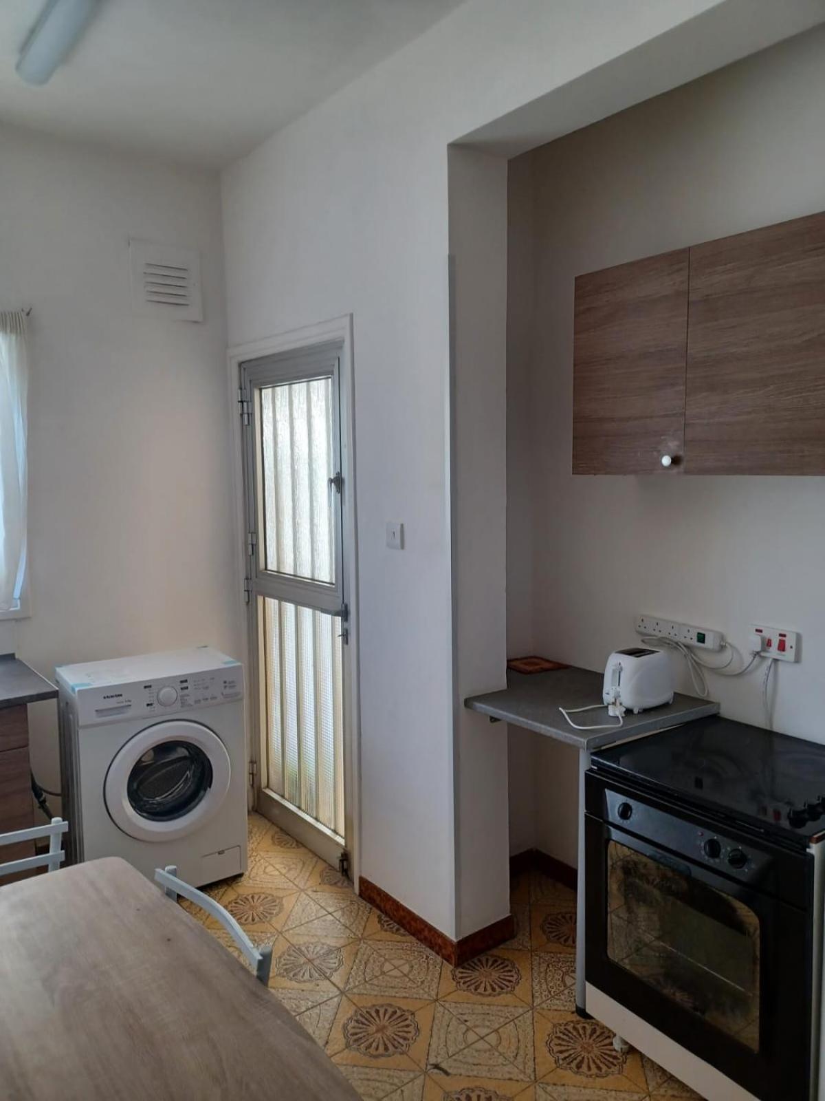Terpsichore Holiday Apts Limassol Extérieur photo