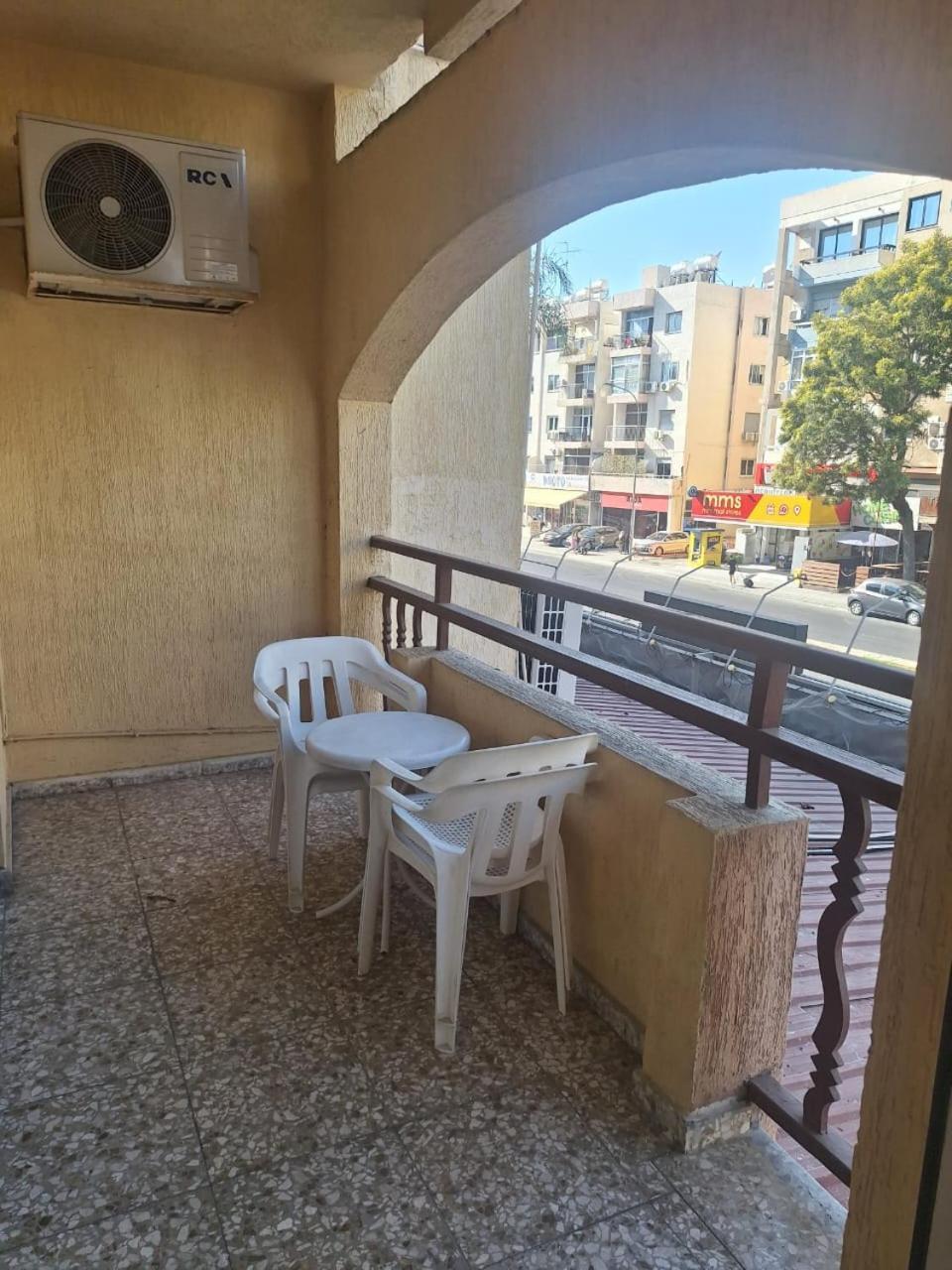 Terpsichore Holiday Apts Limassol Extérieur photo