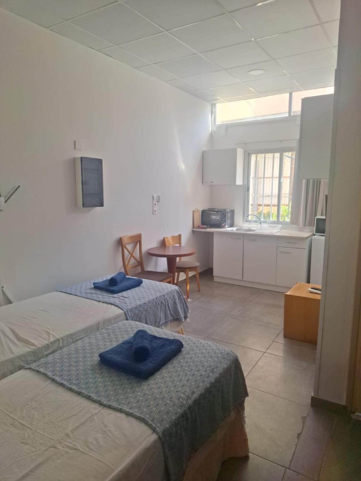 Terpsichore Holiday Apts Limassol Extérieur photo