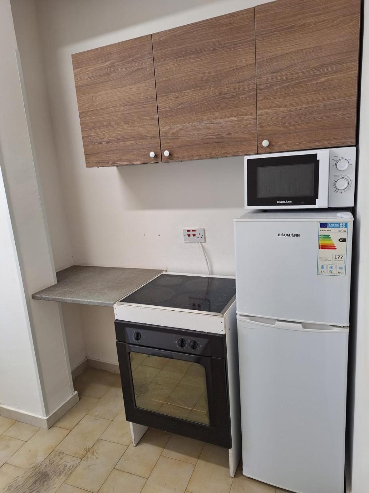 Terpsichore Holiday Apts Limassol Extérieur photo